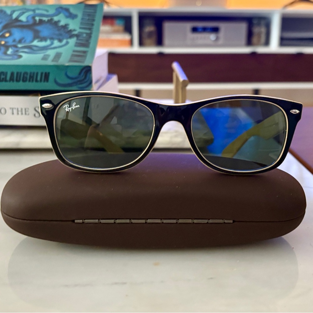 Ray-Ban Classic Black/Ivory Sunglasses with Grey Lenses